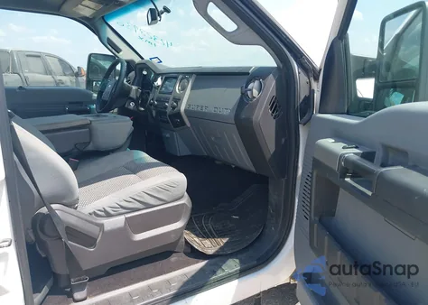 2014 Ford F-250 Xlt from USA, damaged, VIN 1FT7W2B69EEB43193